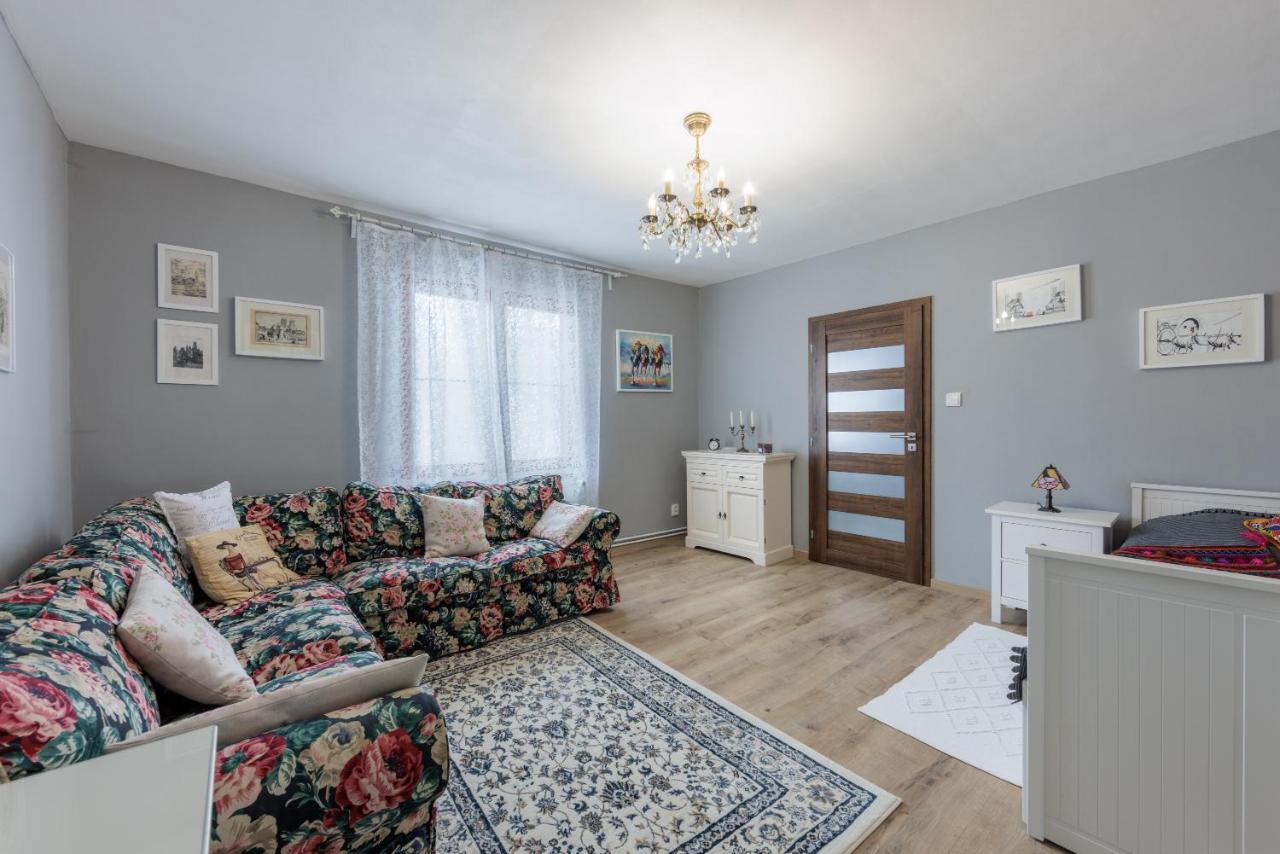 Apartmanovy Dum Bublajda Bublava Buitenkant foto